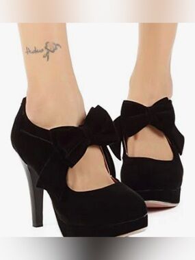 Mostrin Women’s Mary Jane Pumps Black Velvet Bow Platform Heels Size 8.5 New